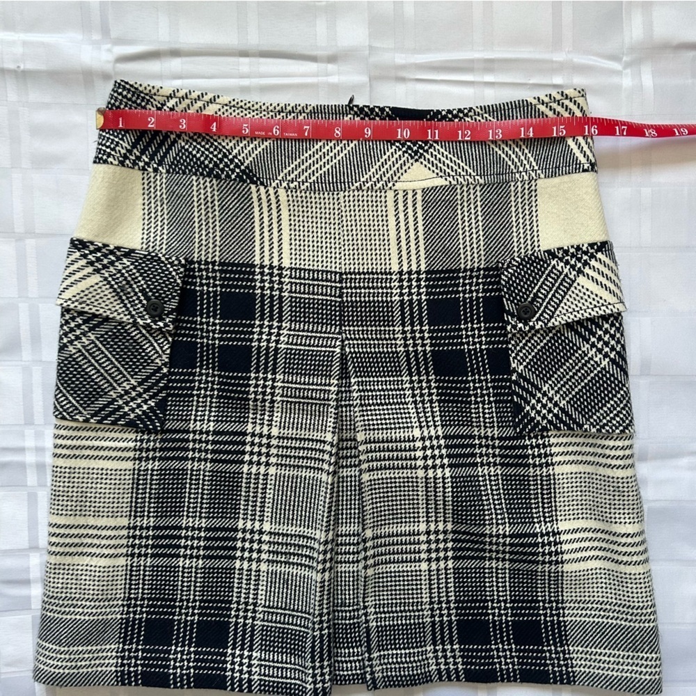 Dalia Vintage Black & White Tweed Cargo Pocket Knit Mini Skirt - Picture 5 of 12